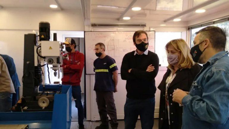 Educación brindará capacitación profesional a jóvenes de Fernández Oro