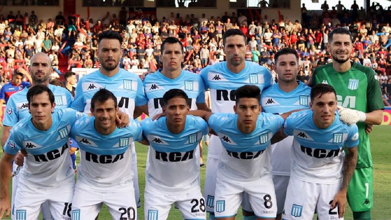 El crudo relato del jugador que la rompió en el Racing campeón, sufrió depresión y se retiró
