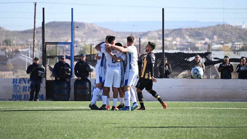 En la mañana del domingo, Rincón se recuperó ante Santamarina