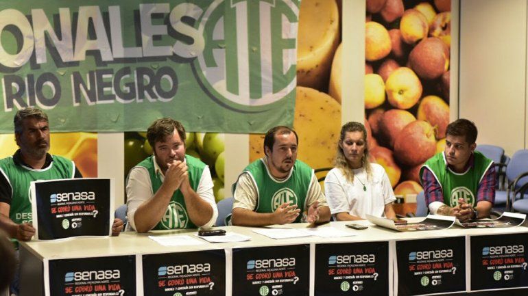 Denuncian que murió porque no le dieron el traslado laboral