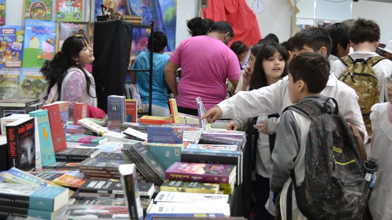 La Feria del Libro continúa en el CCC con entrada libre y gratuita. La Feria del Libro continúa en el CCC con entrada libre y gratuita.