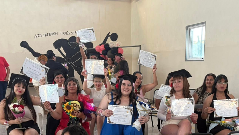 El CEM 147 de Cipolletti tiene abiertas las inscripciones para que los adultos finalicen el secundario.