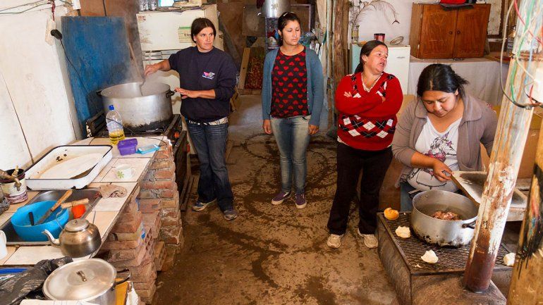 Afinan detalles para el supermercado social y popular