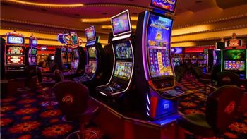 La muerte ocurrió esta noche en el casino a la vista de mucha gente. 