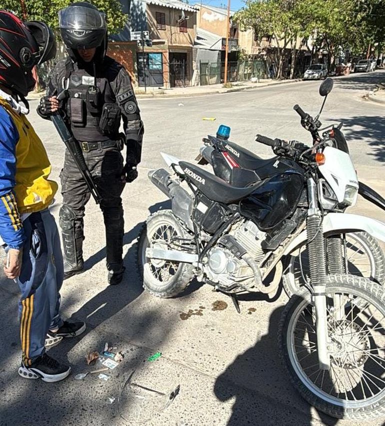 Detuvieron a un menor que había robado una moto y lo trasladaron a un internado | LMCipolletti.com Detuvieron a un menor que había robado una moto y lo trasladaron a un internado