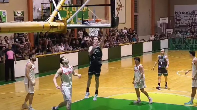 Pérfora igualó la semi y mantiene sus chances de bicampeonato | LMCipolletti.com Pérfora igualó la semi y mantiene sus chances de bicampeonato