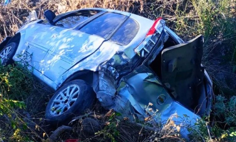 El camionero intentó darse a la fuga tras el grave choque.