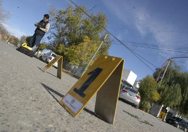 Embestido por patrullero policial
