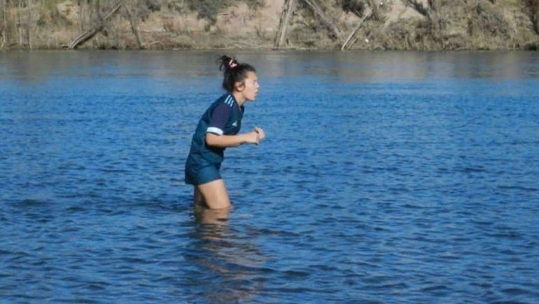 La cipoleña que prometió tirarse al agua helada si ganaba Argentina
