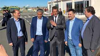 massa ya esta en neuquen y viaja a loma campana con gutierrez y figueroa