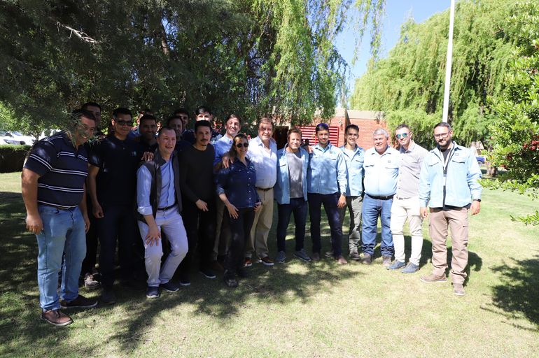 Se anunció la puesta en funcionamiento del nuevo Sistema de Guías Mineras Digital desarrollado por ALTEC. Se anunció la puesta en funcionamiento del nuevo Sistema de Guías Mineras Digital desarrollado por ALTEC.