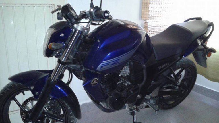 La moto robada es una Yamaha FZ