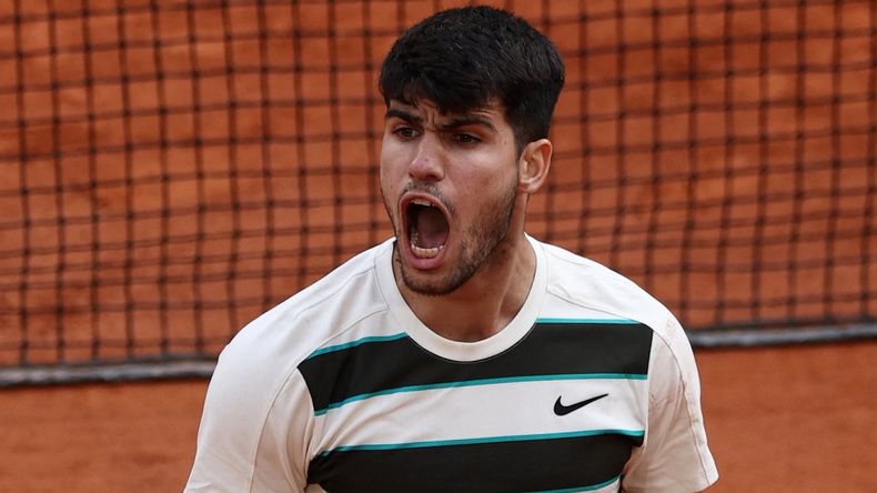 En una final histórica, Alcaraz dio el golpe ante Sinner en Roland Garros