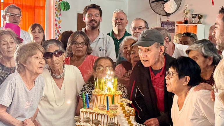El Intendente de Cipolletti acompañó los festejos por el 33° aniversario del CITE.