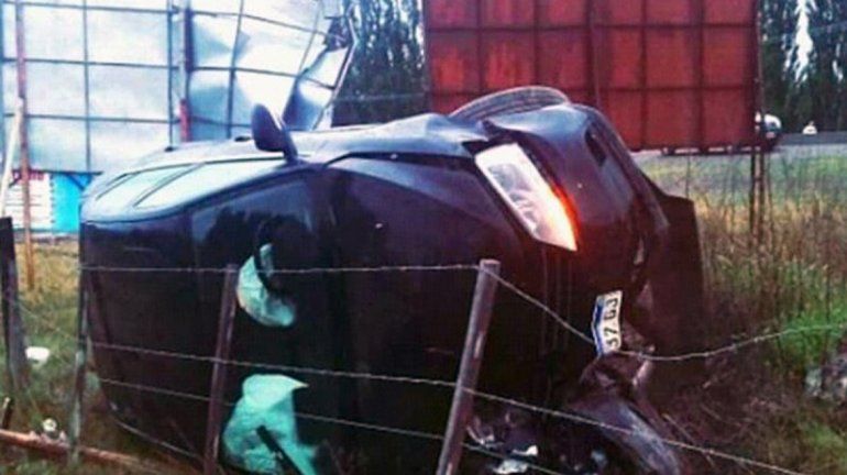 Barragán y su esposa se salvaron de milagro tras volcar sobre la Ruta 22