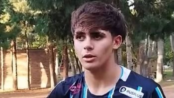 Toda la facha de Joel, el adolescente que falleció en la tragedia de la ruta 65 y jugaba en Pillma. Toda la facha de Joel, el adolescente que falleció en la tragedia de la ruta 65 y jugaba en Pillma.