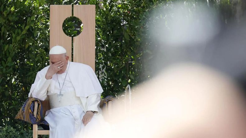 Así está el Papa Francisco: primera foto oficial del Vaticano tras un mes de internación