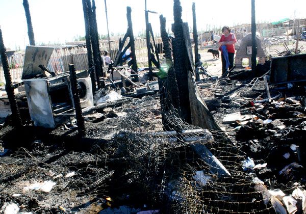 Tres casillas consumidas por el fuego