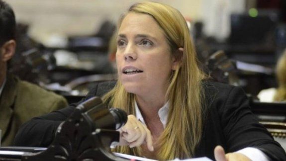 Buscan evitar que peras y manzanas paguen retenciones