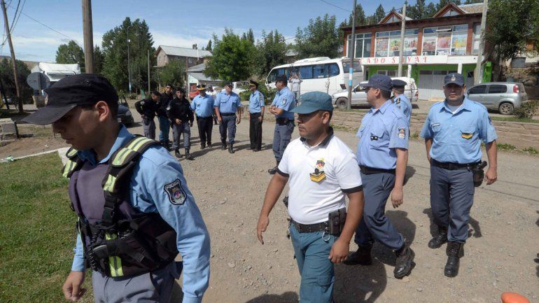 Buscan al asesino de Karina y Valentina en el límite con Chile