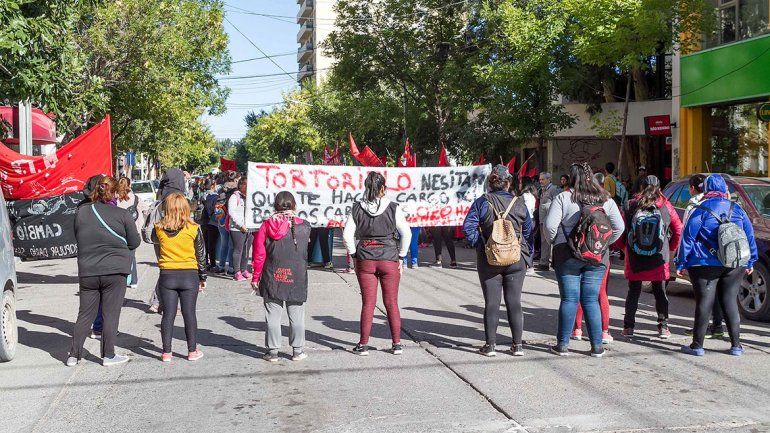 Se abrieron tres nuevos comedores y piden alimentos