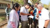 Un abrigada especial del Ministerio de Salud de la Nación recorrió junto a equipos provinciales y municipales barrios de la ciudad.