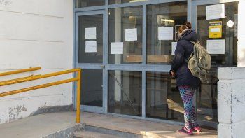 cerro el correo: hay un caso de covid-19 y otros cuatro sospechosos