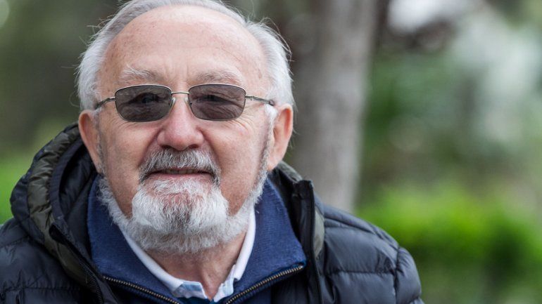 Quiere festejar los 50 años de egresado con todos sus compañeros