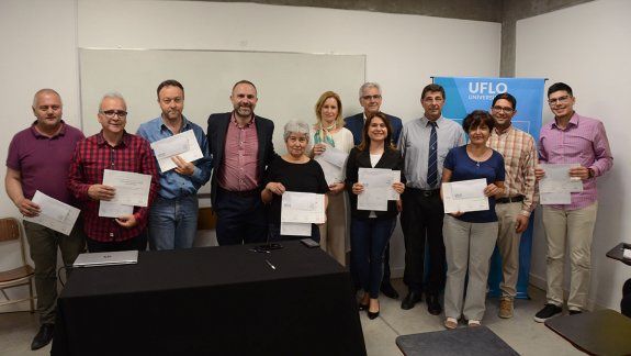 La Uflo entregó los diplomas a los emprendedores