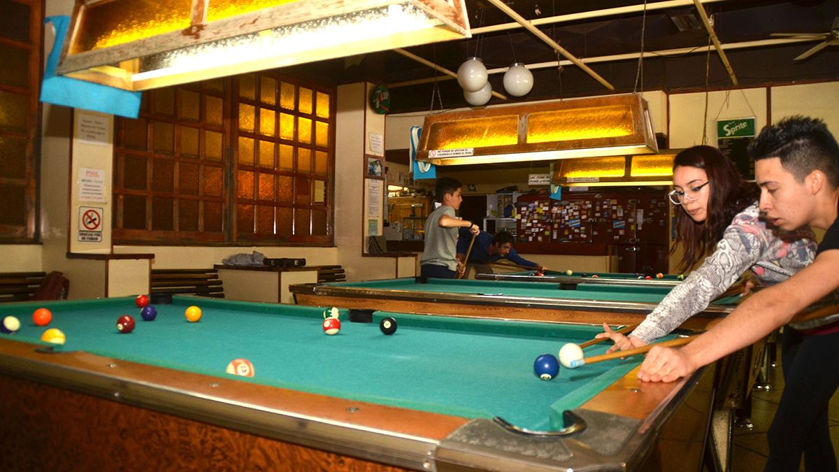Se vendieron seis mesas de pool del ex Bar Cipolletti