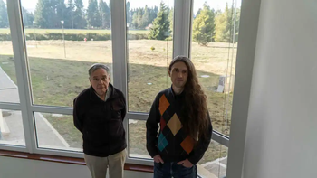 Germán Mato y Damián Dellavale, los científicos de Bariloche que investigan un método para trata la epilepsia refractaria.