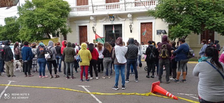 La movilización contra la avanzada judicial también se hizo frente a Casa de Gobierno&nbsp;