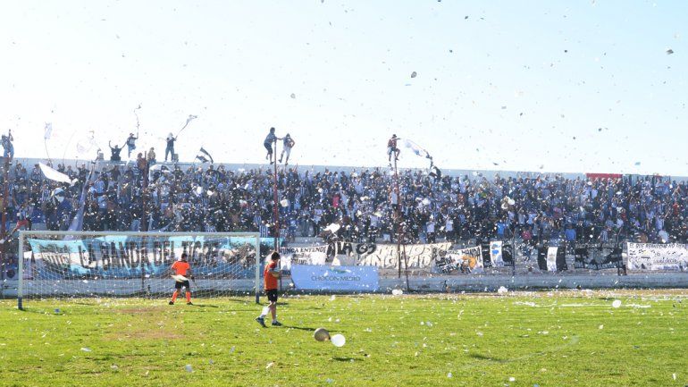 El albinegro se quedó con el clásico