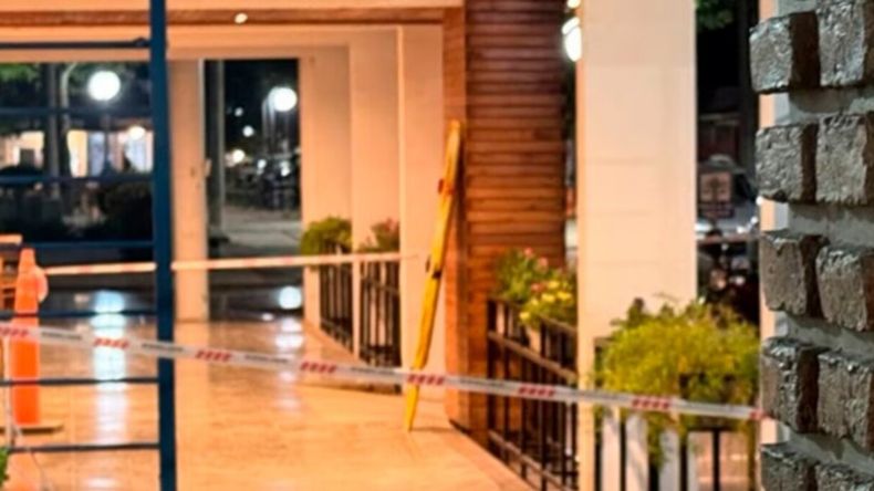 El episodio conmocionó a los vecinos y socios del club Sportivo Rivadavia. | LMCipolletti.com El episodio conmocionó a los vecinos y socios del club Sportivo Rivadavia.