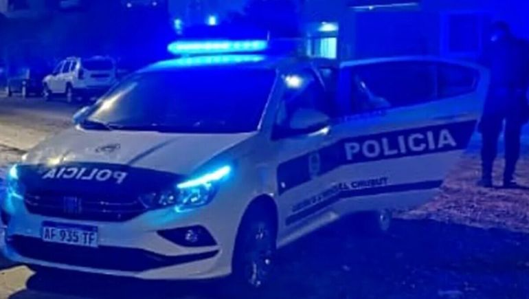 La policía de Comodoro Rivadavia recibió un alerta desde el Centro de Monitoreo Urbano: una persona estaba envuelta en llamas en la vía pública (imagen ilustrativa).&nbsp;