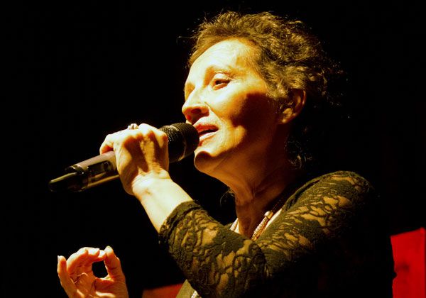 Norma Guajardo presenta Mírame