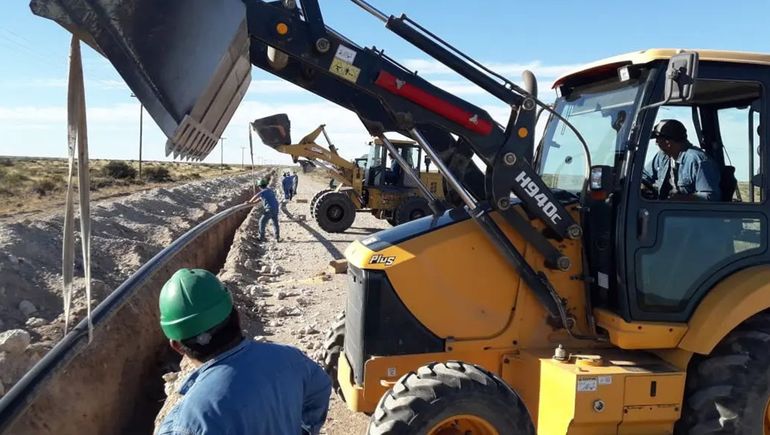 Histórico: el gas ya atraviesa la Región Sur y llegó a Maquinchao