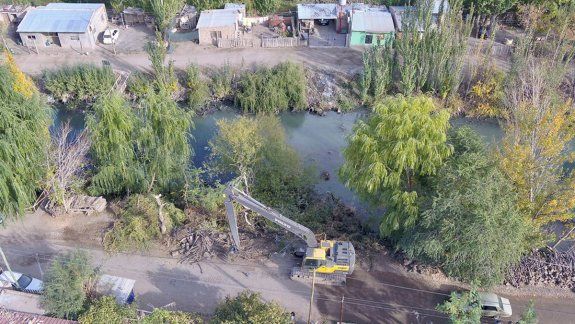 Ya están en marcha los trabajos de limpieza del canal P2