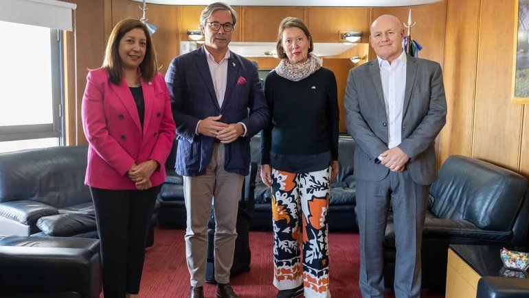 Arabela Carreras recibi&oacute; en Viedma al embajador de Alemania 