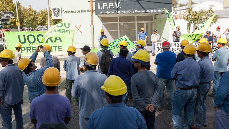 En la ciudad existen 1.300 obreros de la construcción desocupados