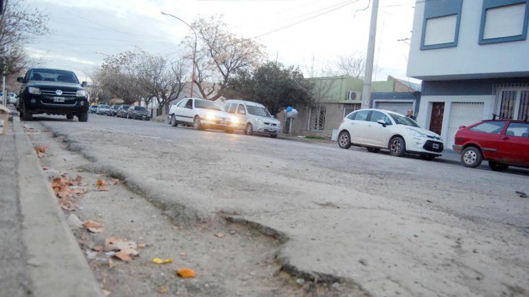 La pavimentación y el reasfaltado de calles son prioridades en una ciudad que no deja de crecer y que requiere de óptimas condiciones para la circulación.
