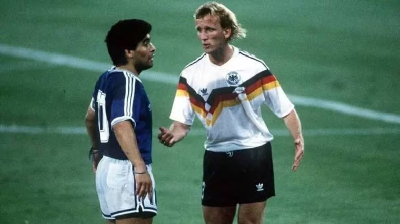 Murió el futbolista alemán Andreas Brehme, verdugo de Argentina en Italia 90