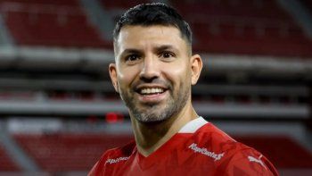 El Kun Agüero se metió de lleno en la política de Independiente: su decisión de cara a las elecciones. | LMCipolletti.com El Kun Agüero se metió de lleno en la política de Independiente: su decisión de cara a las elecciones.