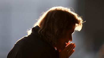 Insúa no lo puede creer. El técnico perdió su invicto en San Lorenzo.