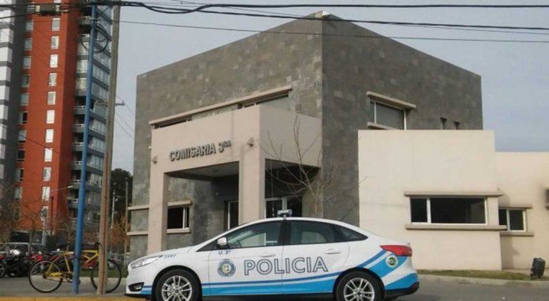 Los dos jóvenes se fugaron de la Comisaría Tercera, ubicada en pleno centro de General Roca.