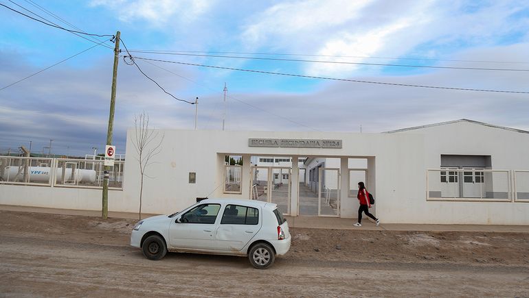 ATE Cipolletti denunció deterioro en la ESRN 124 de Balsa Las Perlas.