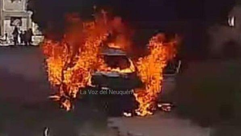 Crimen en Senillosa: ¿El auto del panadero apareció quemado en Cutral Co?