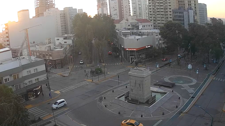 La ciudad percibe olor y  un manto de humo desde la noche del jueves