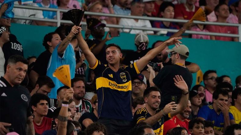 Los hinchas de Boca se hicieron sentir en el Hard Rock Stadium.