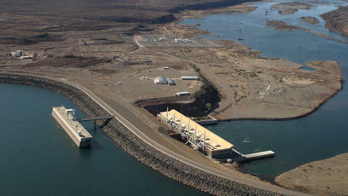 El futuro de las represas del Comahue: nueve empresas ofertaron para quedarse con las centrales hidroeléctricas.